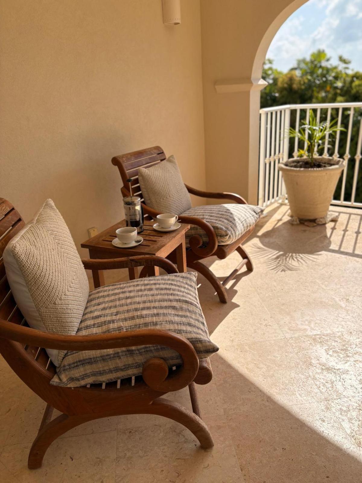 Royal Apartments 1 Bedroom Apartment Sea Views Saint James Buitenkant foto