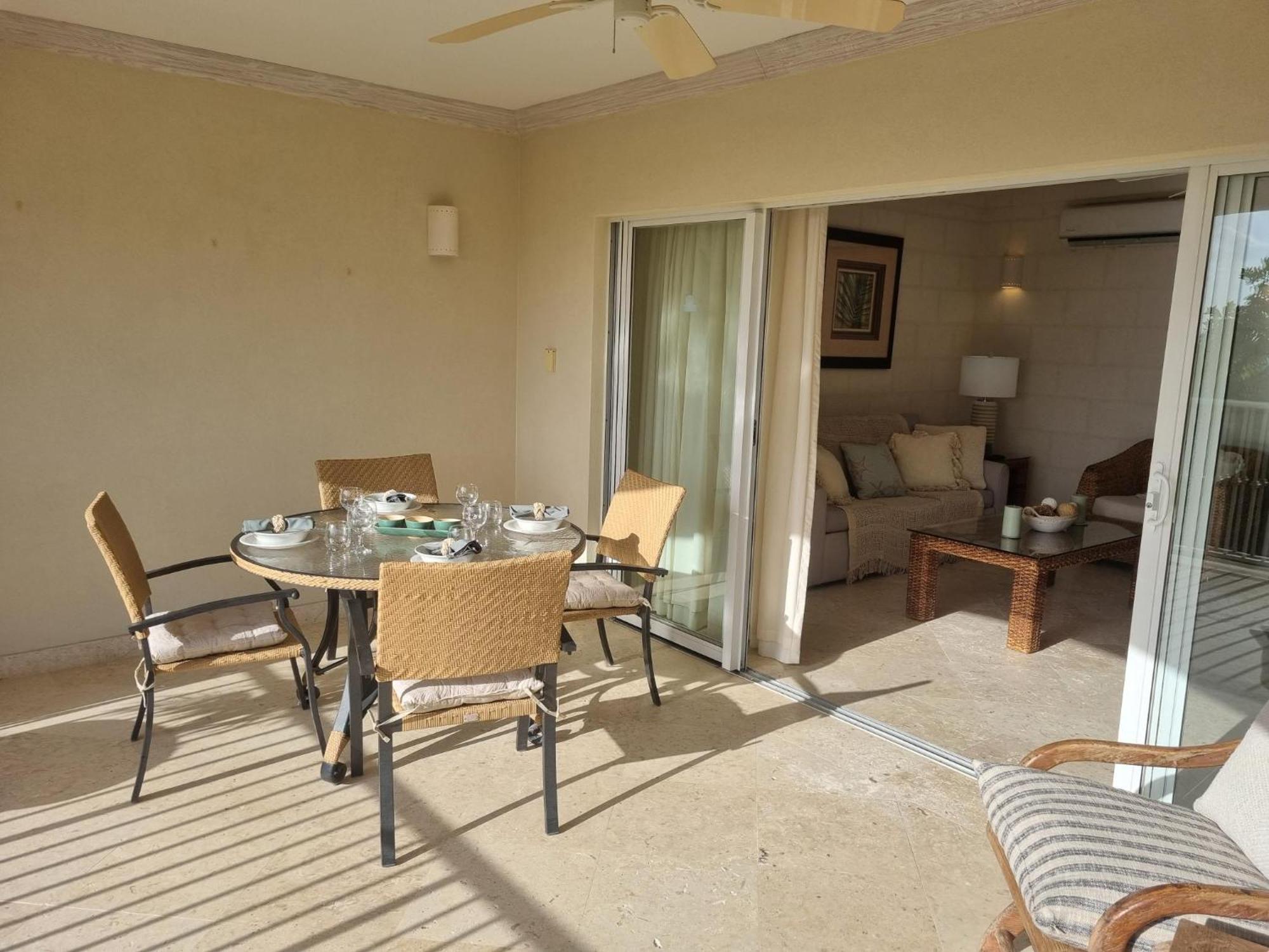 Royal Apartments 1 Bedroom Apartment Sea Views Saint James Buitenkant foto
